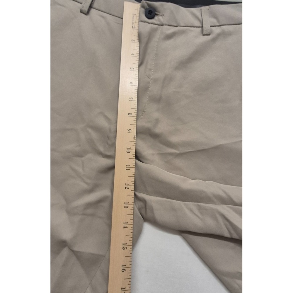 NWK Tek Gear men's‎ khaki chino shorts flat front sz. 40 outdoor hiking pockets - Picture 4 of 13